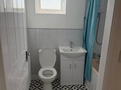 Picture 4
